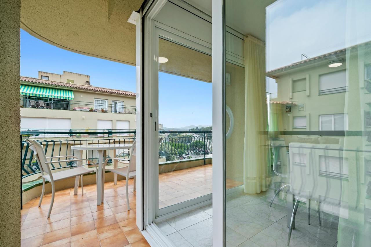 Hauzify I Apartament Estrella Платжа-д'Ару Екстер'єр фото